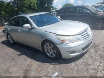  Salvage Hyundai Genesis