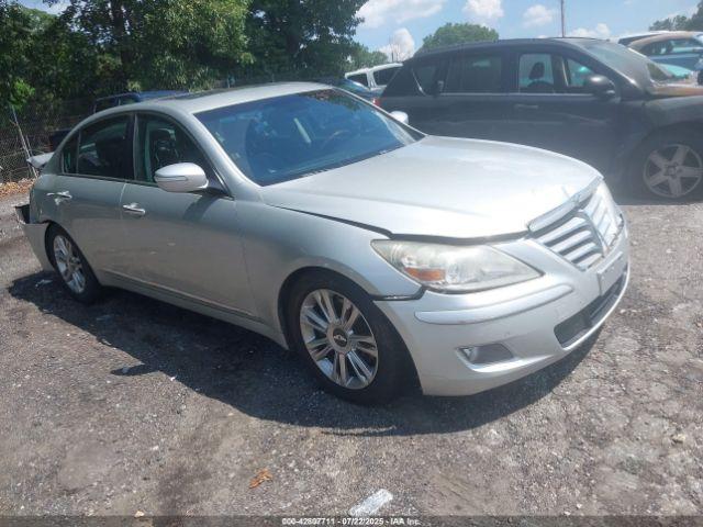  Salvage Hyundai Genesis