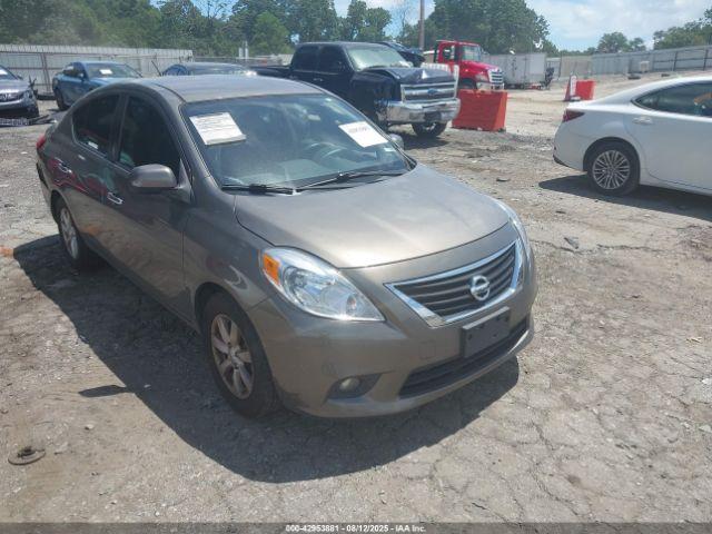  Salvage Nissan Versa