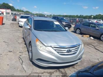  Salvage Hyundai SONATA