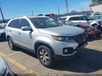  Salvage Kia Sorento