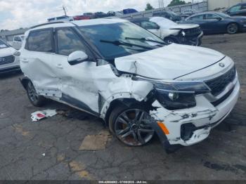  Salvage Kia Seltos