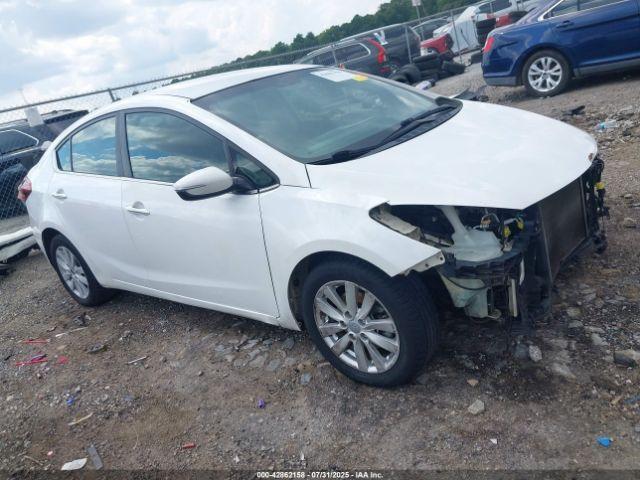  Salvage Kia Forte