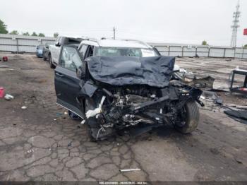  Salvage Hyundai VENUE