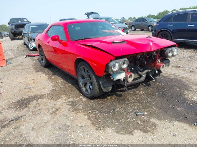  Salvage Dodge Challenger