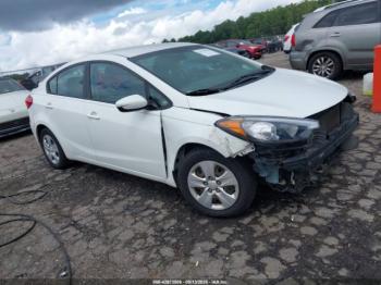  Salvage Kia Forte