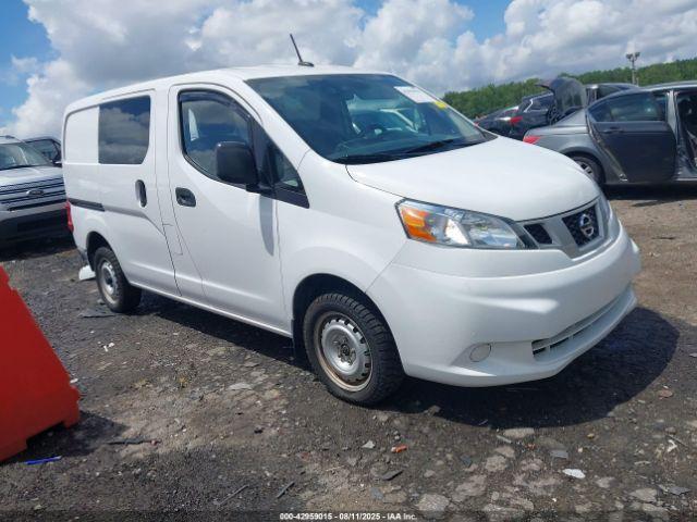  Salvage Nissan Nv
