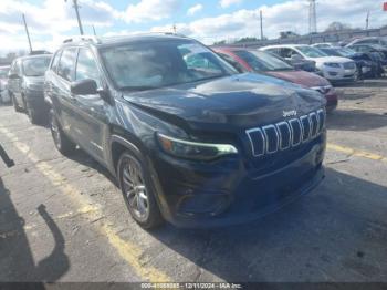  Salvage Jeep Cherokee