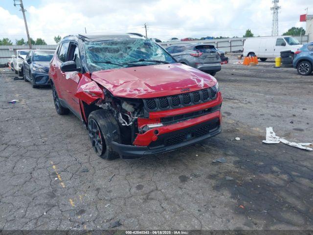  Salvage Jeep Compass