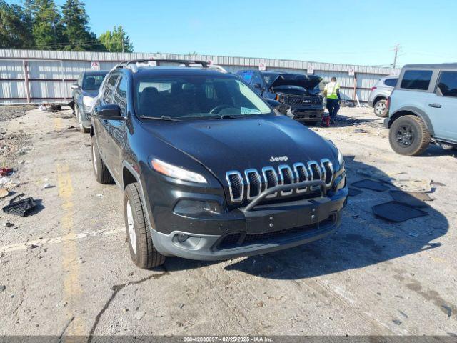  Salvage Jeep Cherokee
