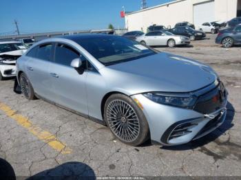  Salvage Mercedes-Benz EQS
