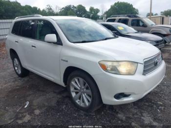  Salvage Toyota Highlander