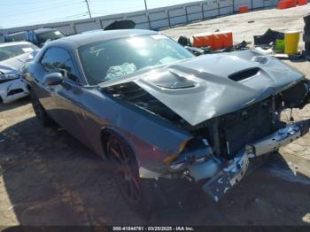  Salvage Dodge Challenger