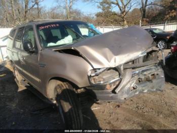  Salvage Ford Expedition