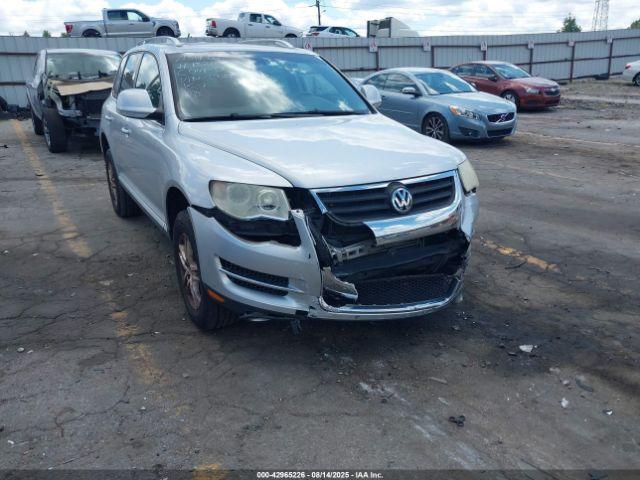  Salvage Volkswagen Touareg