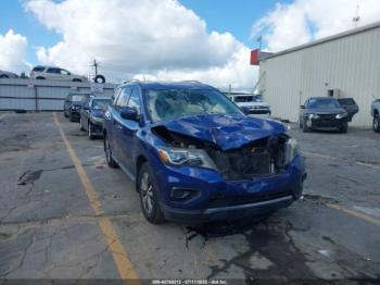  Salvage Nissan Pathfinder