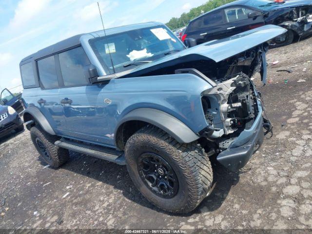  Salvage Ford Bronco