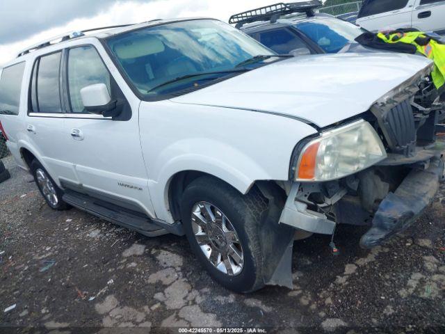 Salvage Lincoln Navigator