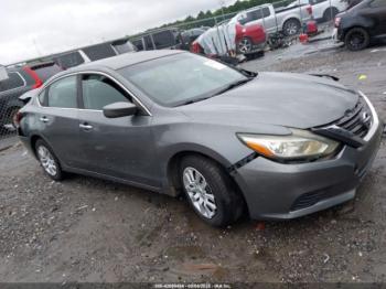  Salvage Nissan Altima