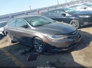  Salvage Chrysler 200