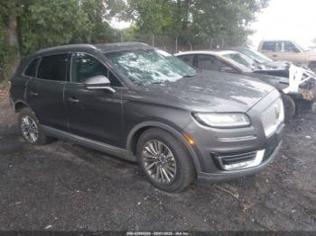  Salvage Lincoln Nautilus