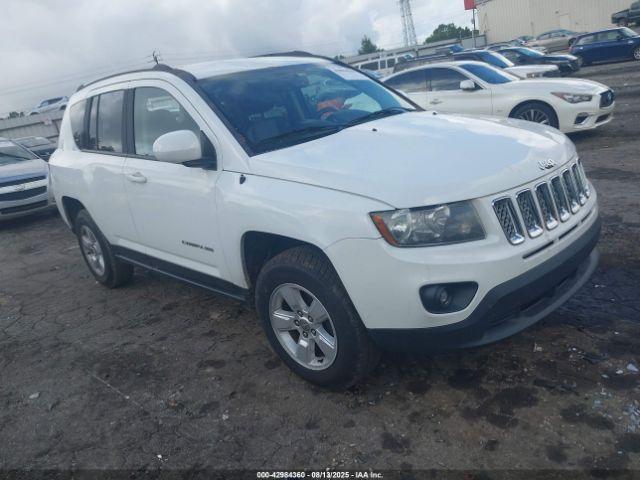  Salvage Jeep Compass