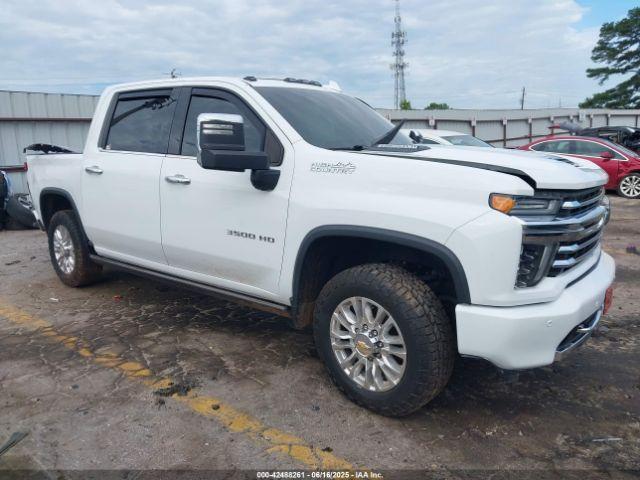  Salvage Chevrolet Silverado 3500