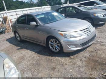  Salvage Hyundai Genesis