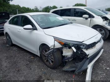  Salvage Kia Forte