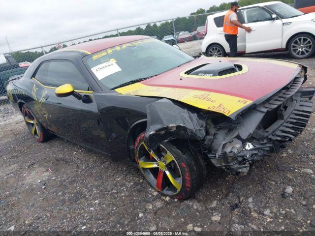  Salvage Dodge Challenger