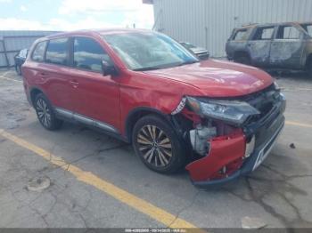  Salvage Mitsubishi Outlander