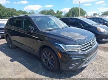  Salvage Volkswagen Tiguan