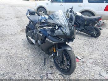  Salvage Yamaha Yzfr1