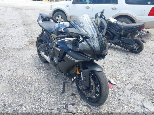 Salvage Yamaha Yzfr1