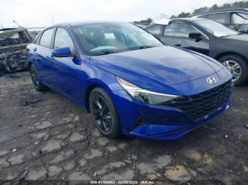  Salvage Hyundai ELANTRA