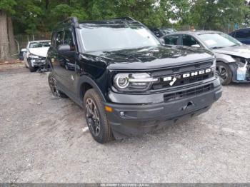  Salvage Ford Bronco