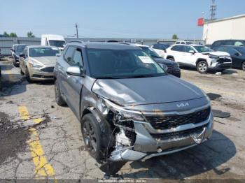 Salvage Kia Seltos