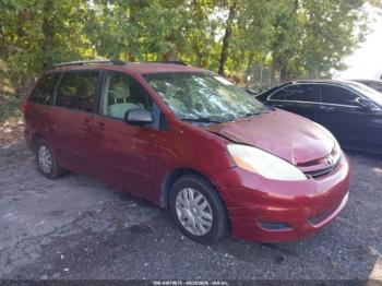  Salvage Toyota Sienna