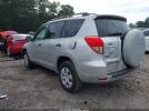Toyota RAV4 Image 4