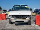 Ford E-350 Image 16
