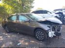 Toyota Camry Le Image 3