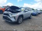 Toyota RAV4 Xle Premium Image 16