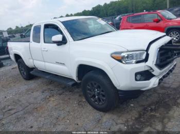  Salvage Toyota Tacoma