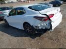 Toyota Camry Se Image 7