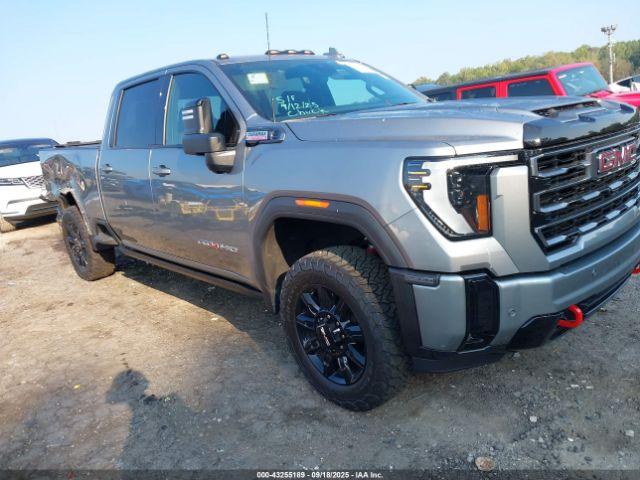  Salvage General Motors Sierra 2500HD