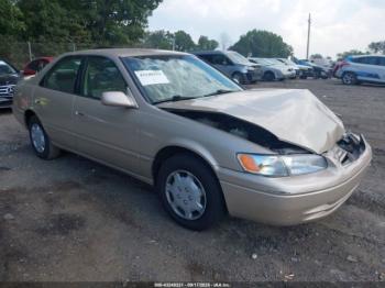  Salvage Toyota Camry
