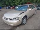 Toyota Camry Le Image 11