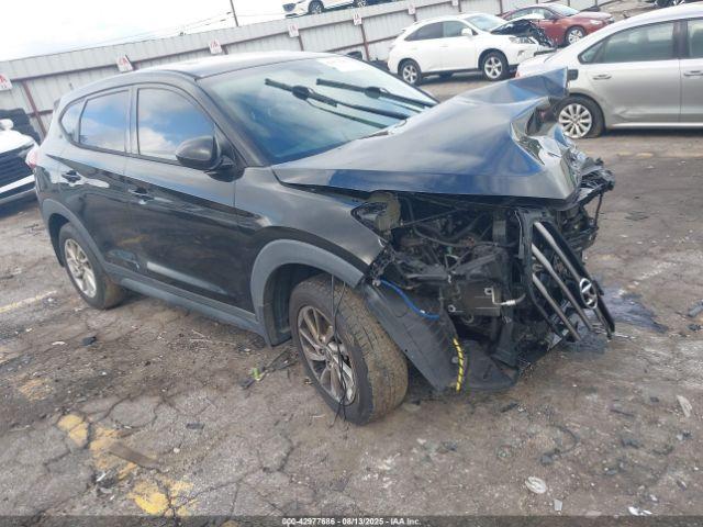  Salvage Hyundai TUCSON