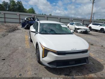  Salvage Kia K4