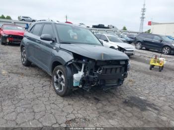  Salvage Hyundai VENUE